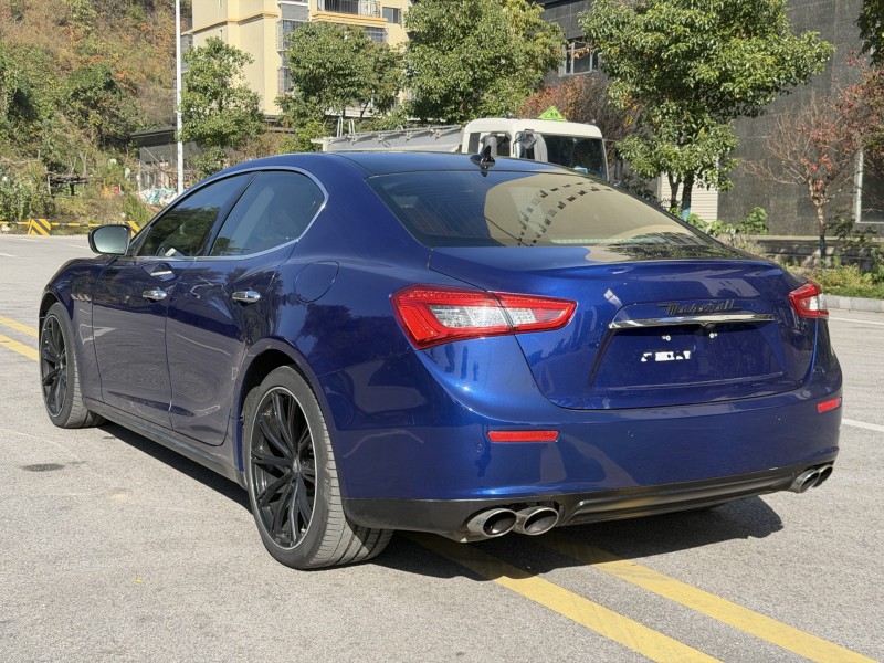 岳阳17年玛莎拉蒂Ghibli5