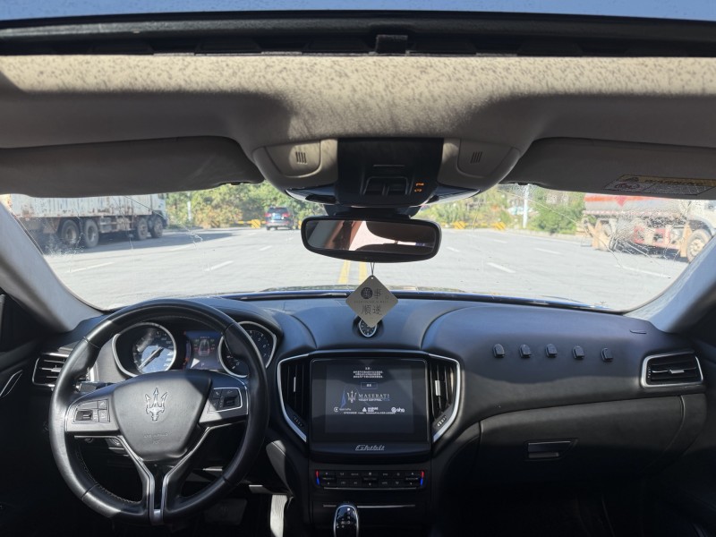 岳阳17年玛莎拉蒂Ghibli7