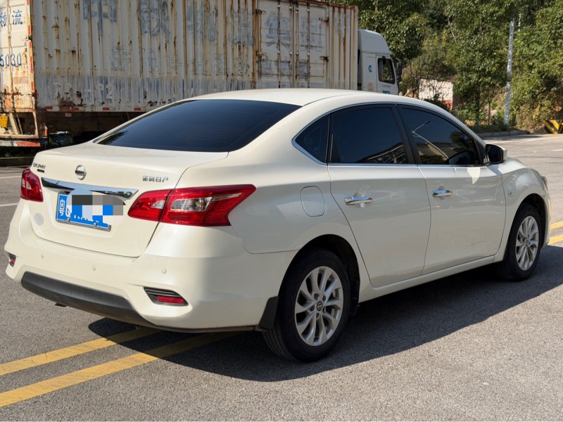 岳阳23年日产轩逸6