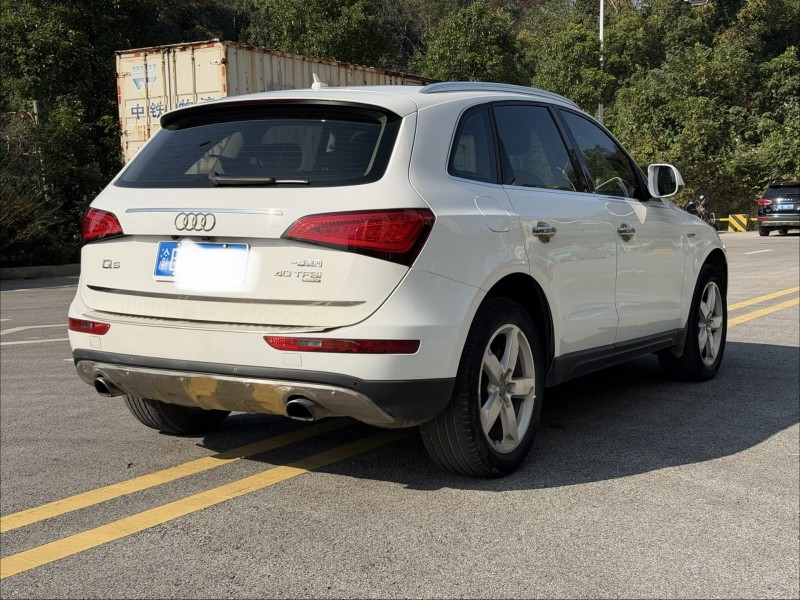 岳阳14年奥迪Q55