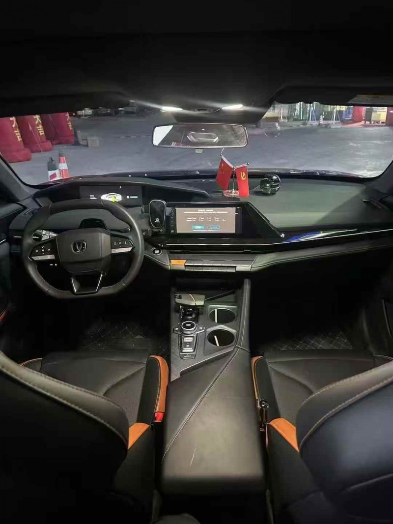 枣庄25年长安汽车UNI5