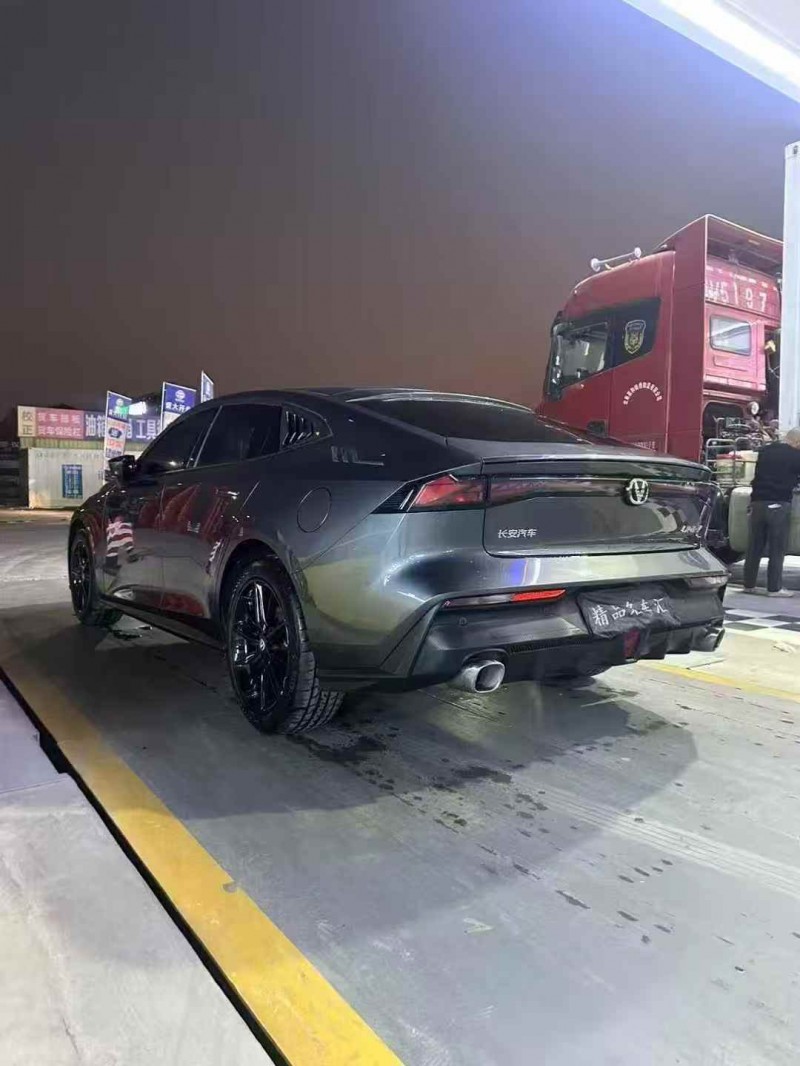 枣庄25年长安汽车UNI8