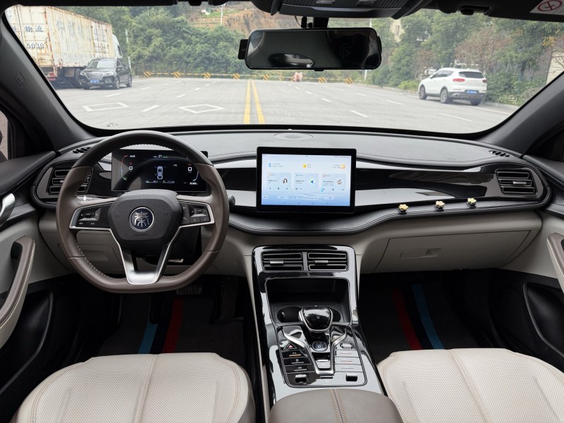 岳阳23年比亚迪秦7