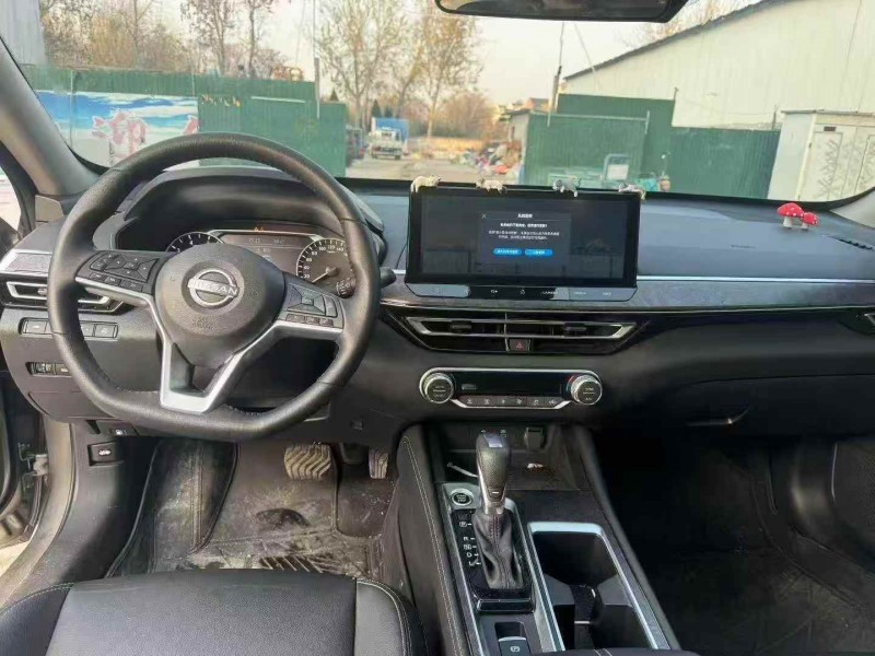 枣庄24年日产天籁3