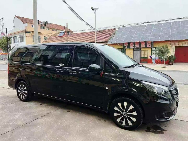 淄博23年奔驰威霆2