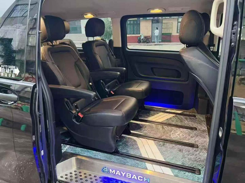 淄博23年奔驰威霆6