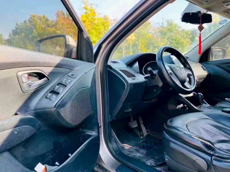 东营17年现代ix353