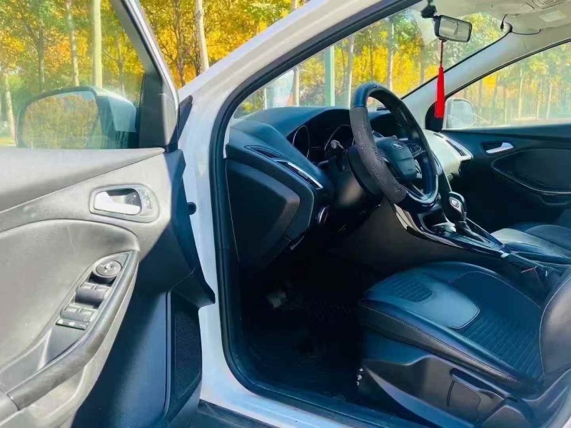 枣庄16年福特福克斯3