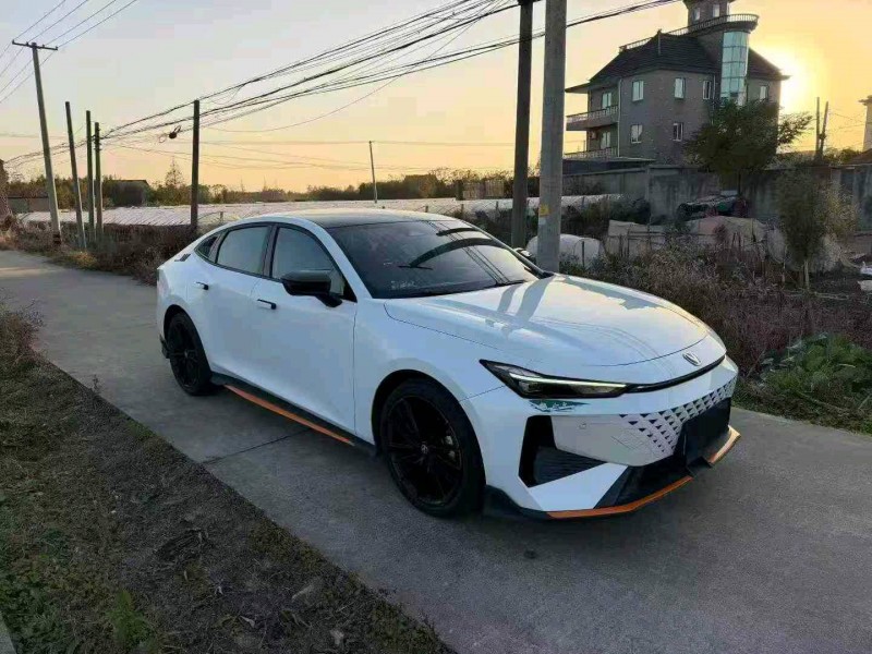 嘉兴24年长安汽车UNI3