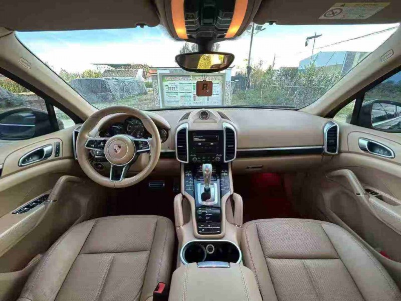 徐州17年保时捷卡宴2