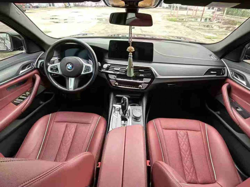 徐州21年宝马5系8