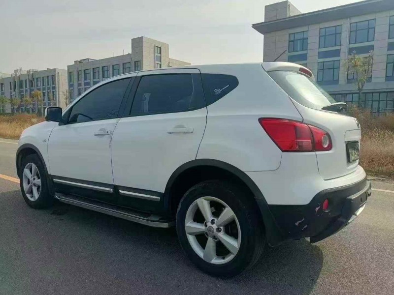 东营13年日产逍客8