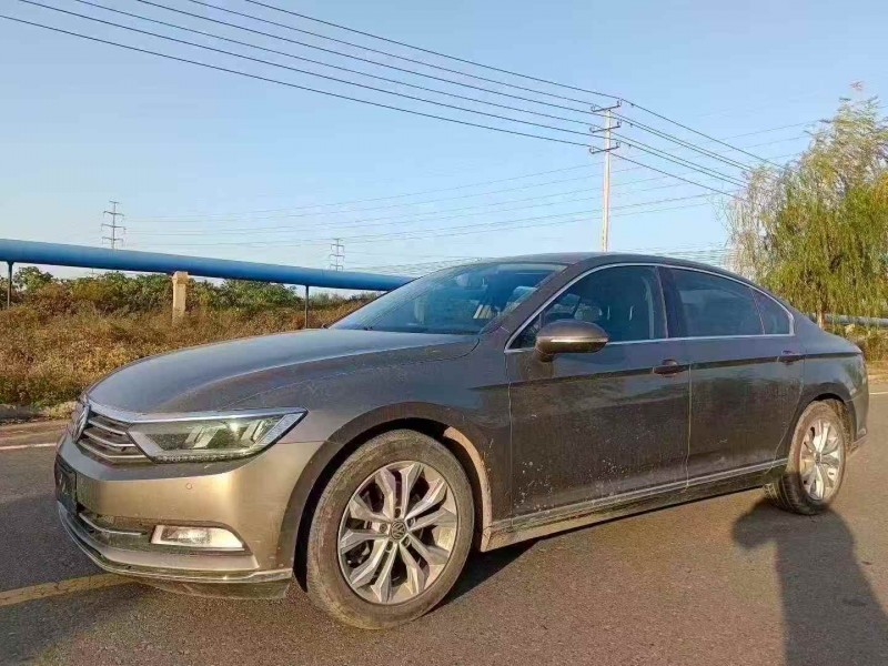 淄博17年大众迈腾3