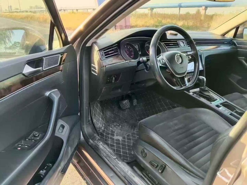 淄博17年大众迈腾5