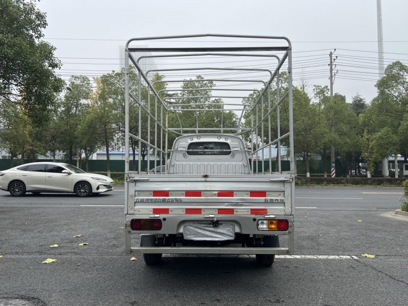 岳阳23年五菱汽车新卡8