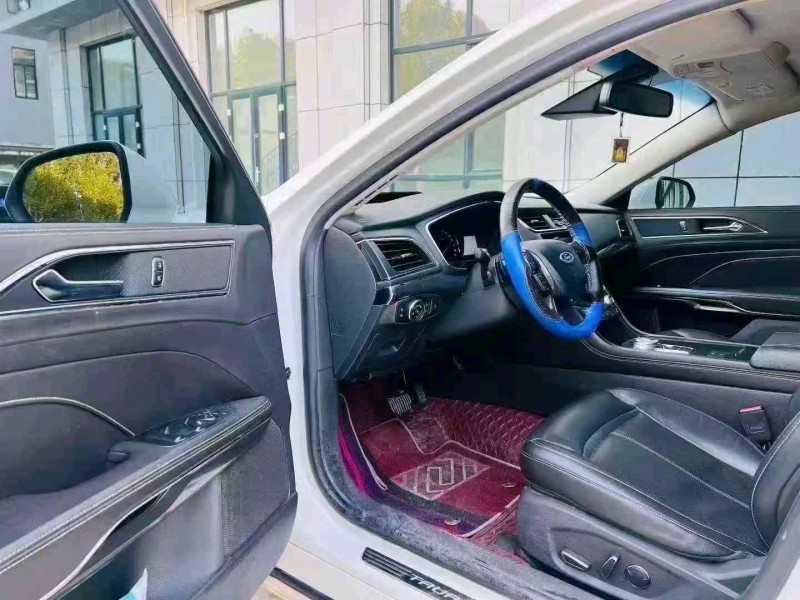 枣庄16年福特金牛座5