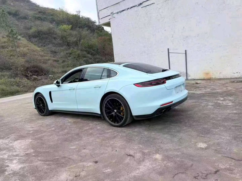 重庆19年保时捷帕拉梅拉4