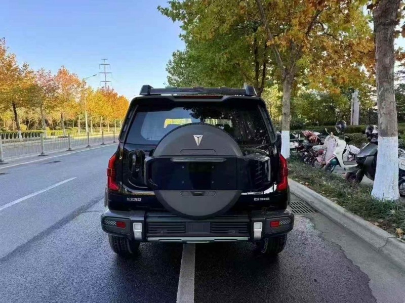 烟台25年长安汽车深蓝8