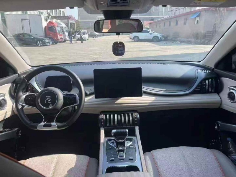 烟台25年比亚迪元4