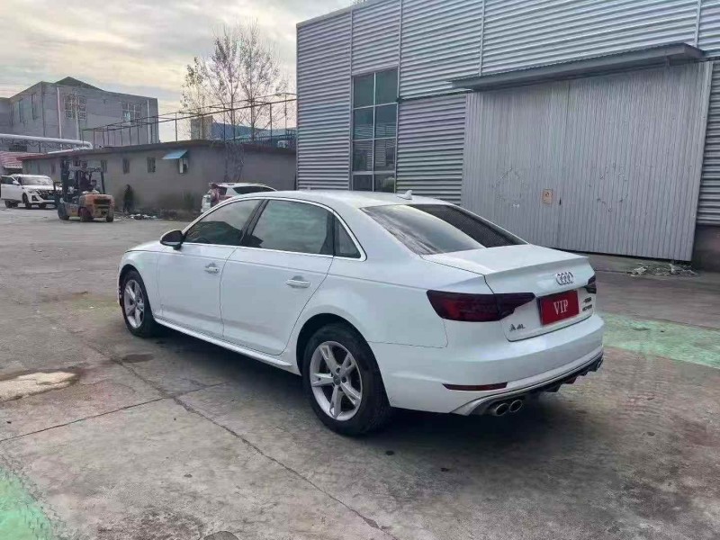 淄博18年奥迪A4L8