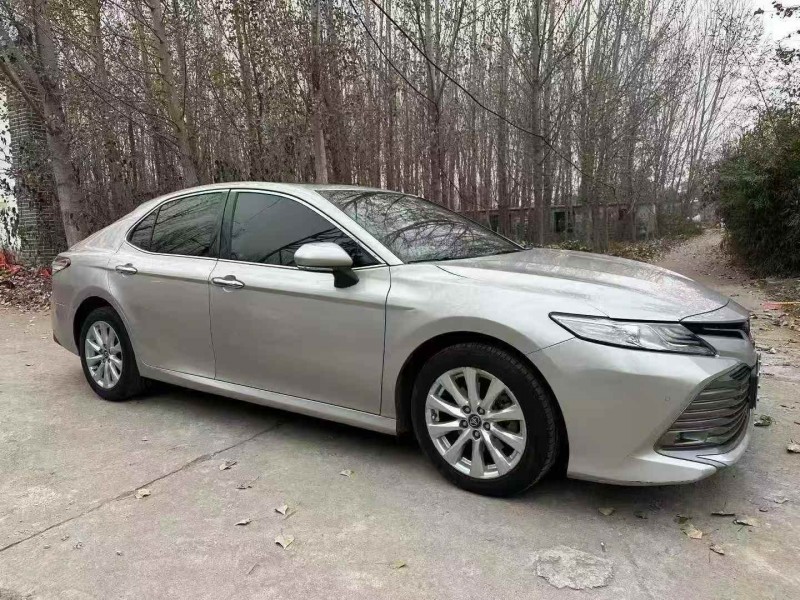 枣庄19年丰田凯美瑞2