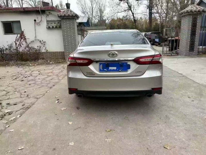 枣庄19年丰田凯美瑞9