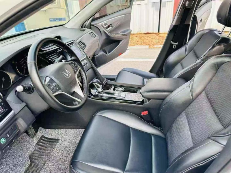 枣庄17年本田思铂睿8