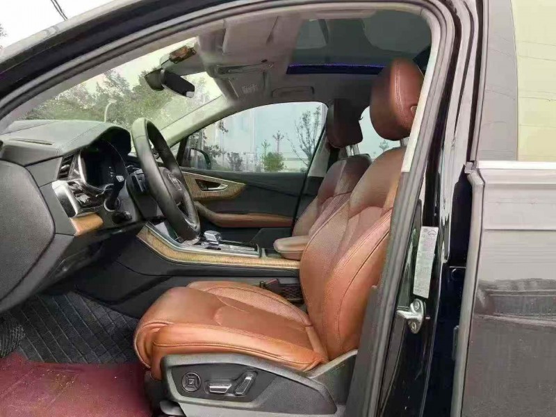 重庆21年奥迪Q74