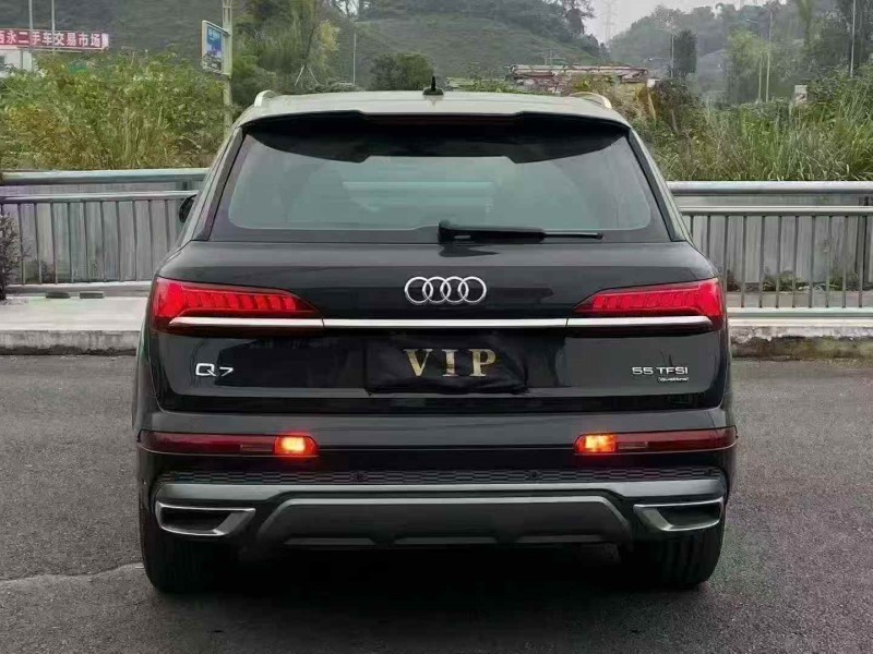 重庆21年奥迪Q79