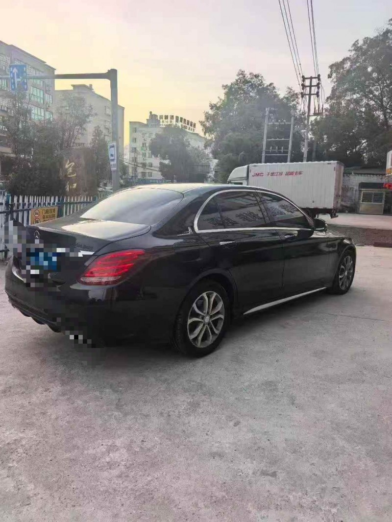 嘉兴16年奔驰C8