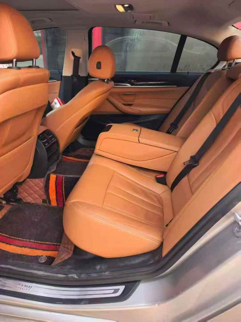 新乡18年宝马5系6