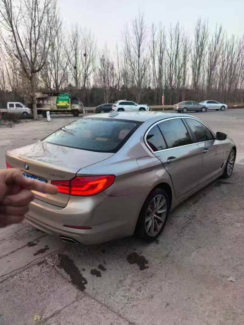 新乡18年宝马5系7