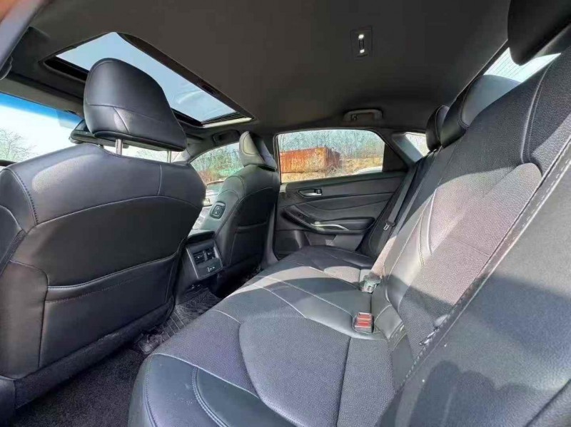 枣庄24年丰田亚洲龙4