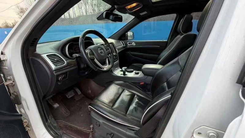 青岛17年Jeep大切诺基5