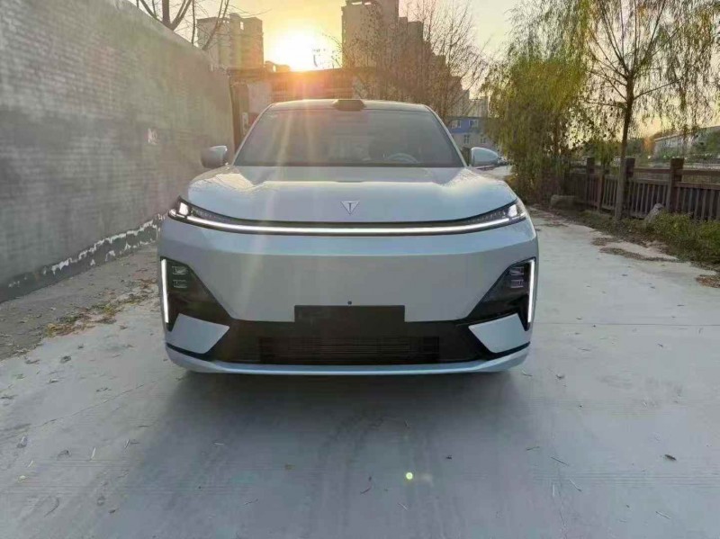 邯郸25年长安汽车深蓝1