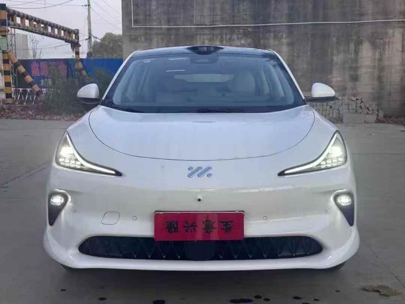 安阳25年智己LS61