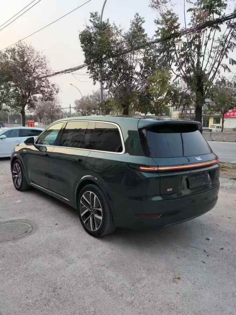 青岛23年理想L99