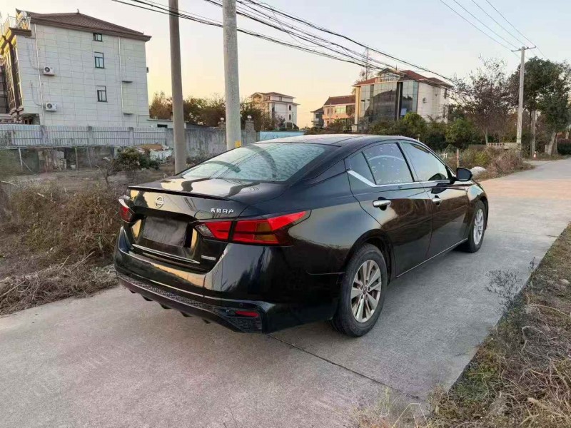 温州19年日产天籁8