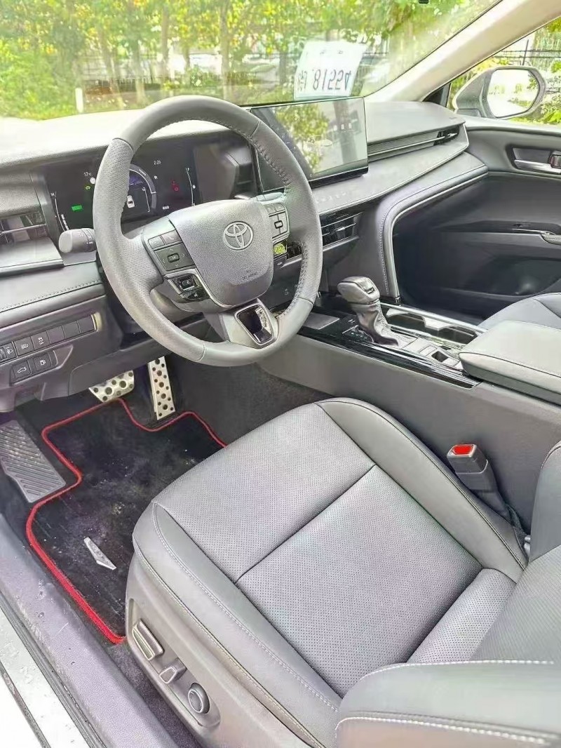 菏泽25年丰田凯美瑞4