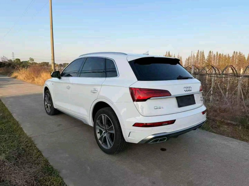 嘉兴23年奥迪Q57