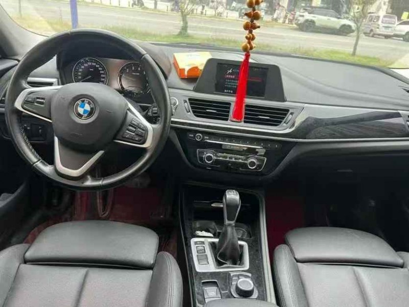 九江18年宝马1系4