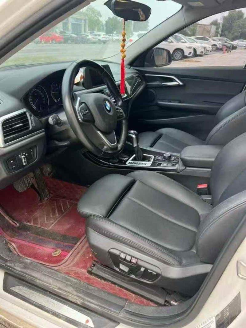 九江18年宝马1系7