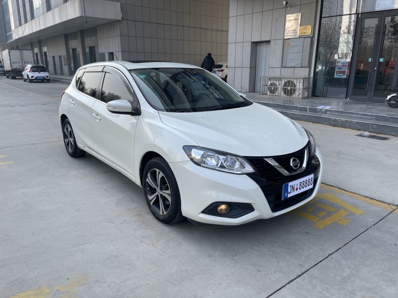 济宁17年日产骐达3