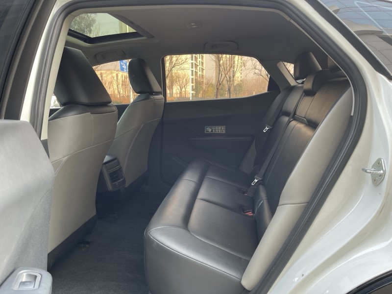 济宁24年丰田BZ3Pro6