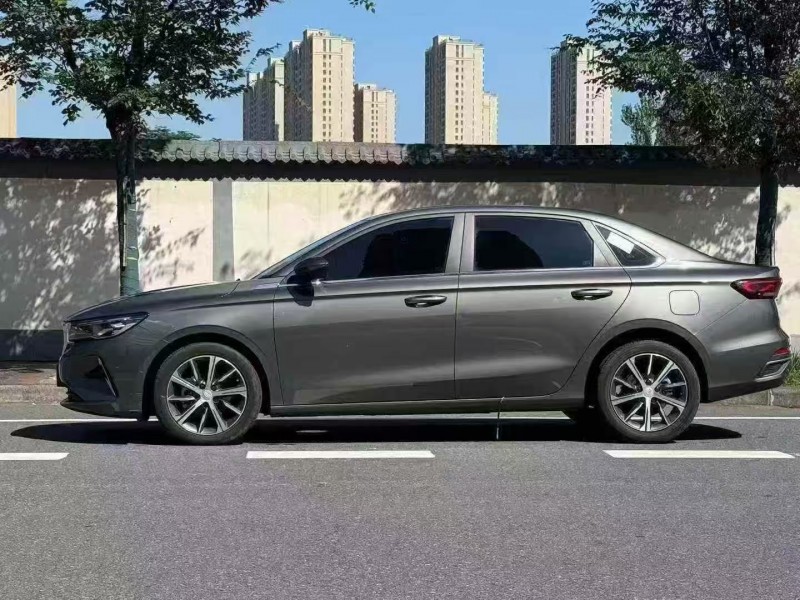 郑州24年吉利帝豪7