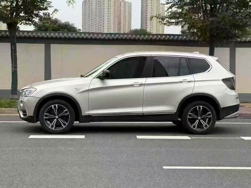 郑州12年宝马X37