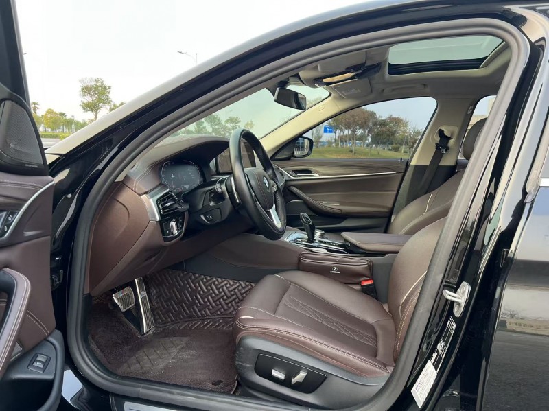 盐城22年宝马5系4