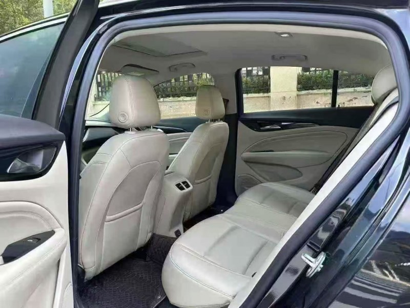 郑州21年别克君威5