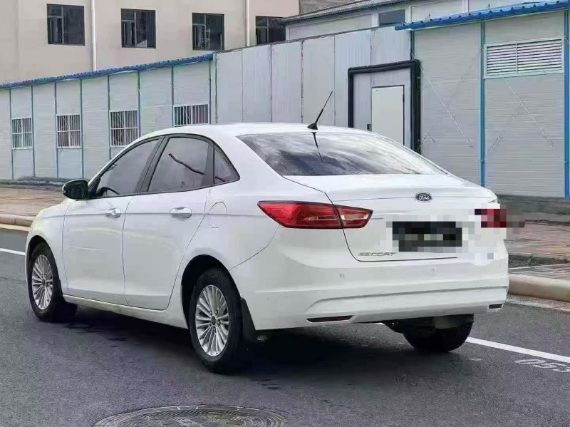 郑州17年福特福睿斯8