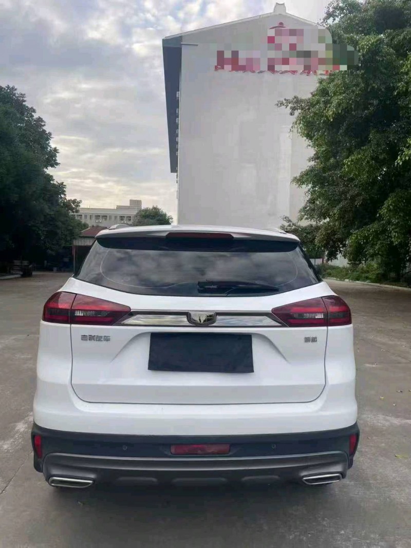 漳州20年吉利博越8